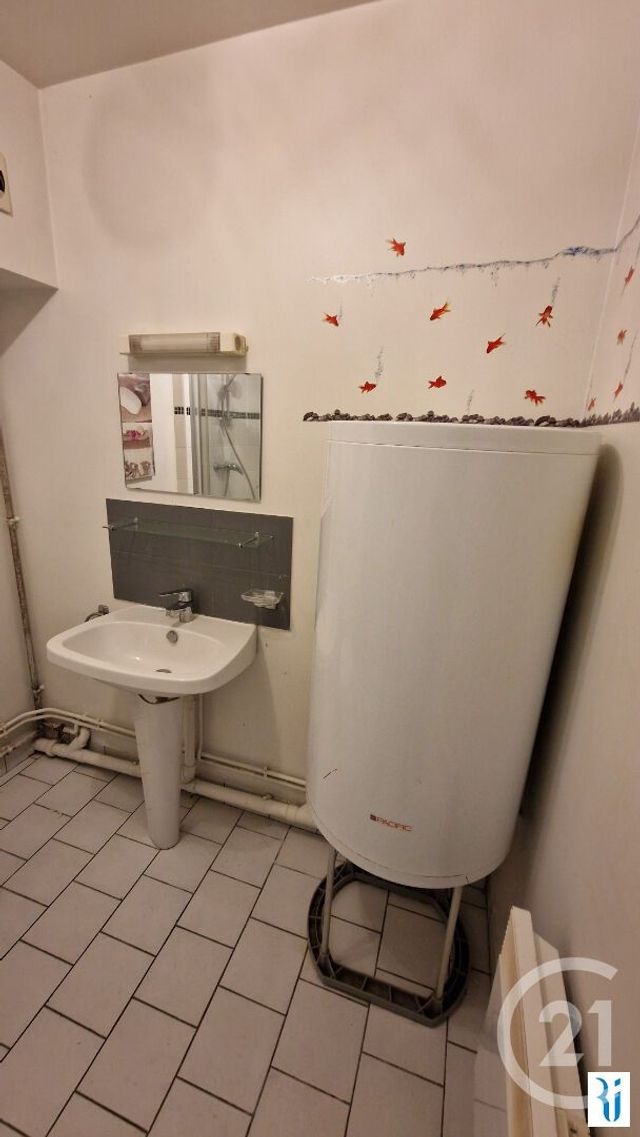 Appartement F1 à louer - 1 pièce - 28.04 m2 - ROUEN - 76 - HAUTE-NORMANDIE - Century 21 Thillard Et Duhamel