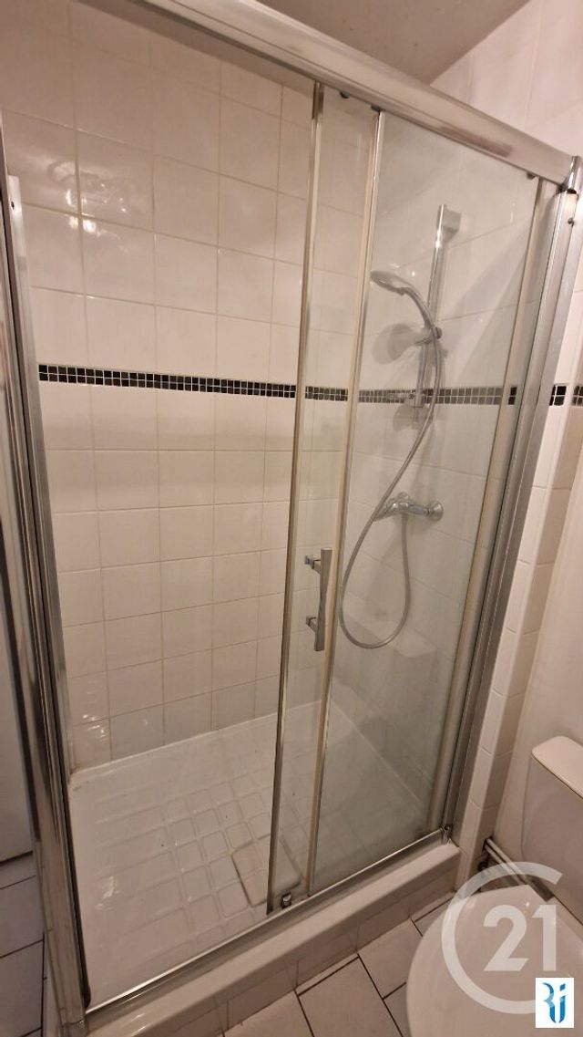 Appartement F1 à louer - 1 pièce - 28.04 m2 - ROUEN - 76 - HAUTE-NORMANDIE - Century 21 Thillard Et Duhamel