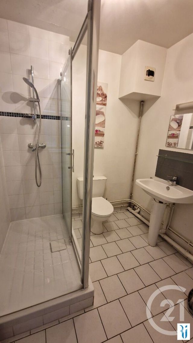 Appartement F1 à louer - 1 pièce - 28.04 m2 - ROUEN - 76 - HAUTE-NORMANDIE - Century 21 Thillard Et Duhamel