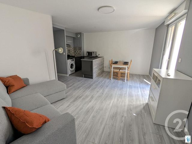 Appartement F1 à louer - 1 pièce - 30.07 m2 - ROUEN - 76 - HAUTE-NORMANDIE - Century 21 Thillard Et Duhamel