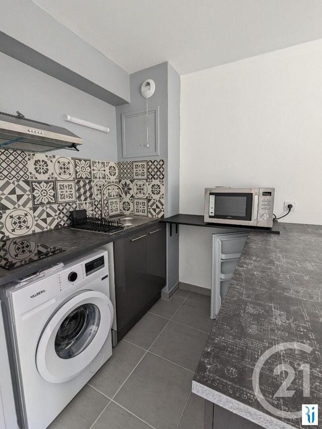 Appartement F1 à louer - 1 pièce - 30.07 m2 - ROUEN - 76 - HAUTE-NORMANDIE - Century 21 Thillard Et Duhamel