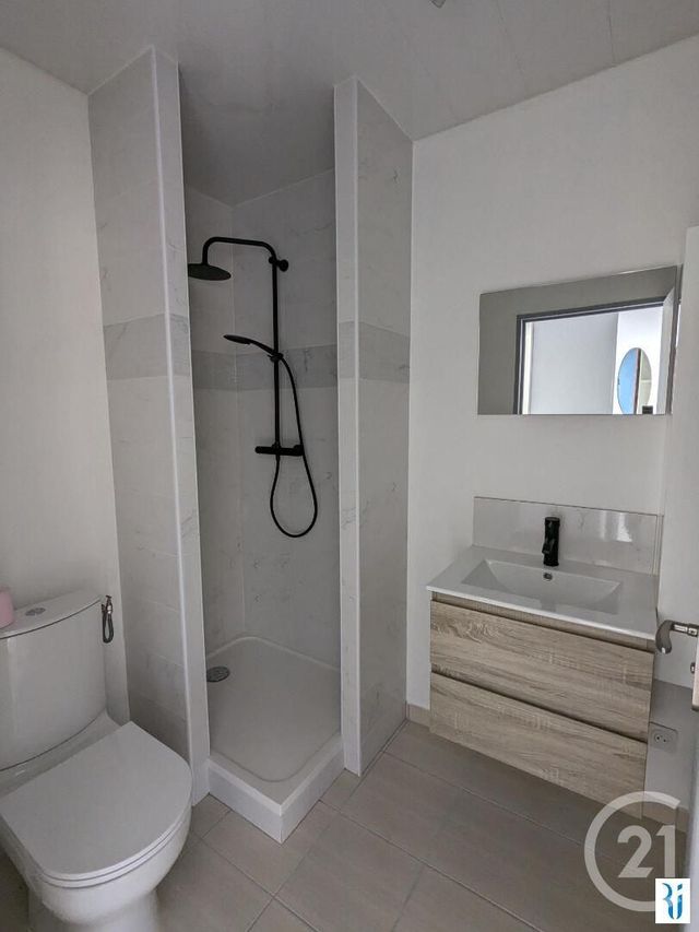 Appartement F1 à louer - 1 pièce - 30.07 m2 - ROUEN - 76 - HAUTE-NORMANDIE - Century 21 Thillard Et Duhamel