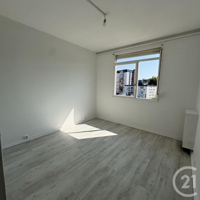 Appartement T3 à vendre - 3 pièces - 67.75 m2 - DEVILLE LES ROUEN - 76 - HAUTE-NORMANDIE - Century 21 Thillard Et Duhamel