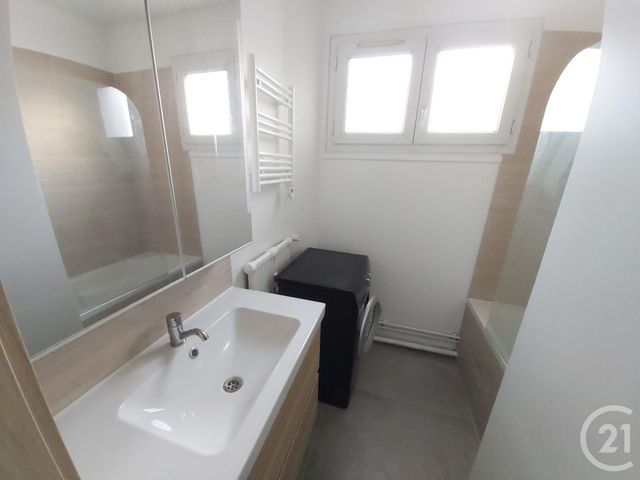 Appartement F3 à louer - 3 pièces - 67.1 m2 - ROUEN - 76 - HAUTE-NORMANDIE - Century 21 Thillard Et Duhamel