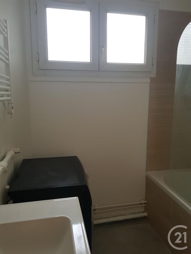 Appartement F3 à louer - 3 pièces - 67.1 m2 - ROUEN - 76 - HAUTE-NORMANDIE - Century 21 Thillard Et Duhamel