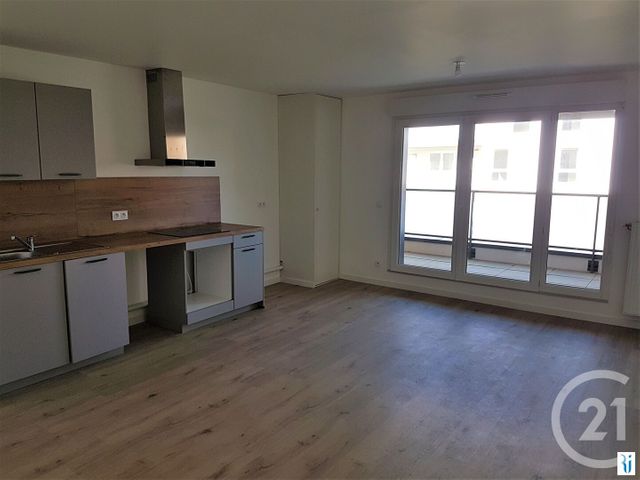 Appartement à louer - 3 pièces - 68.83 m2 - MONT ST AIGNAN - 76 - HAUTE-NORMANDIE - Century 21 Thillard Et Duhamel