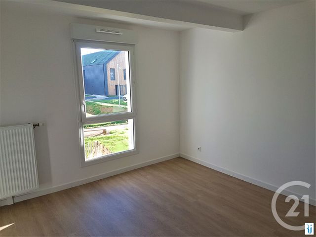 Appartement à louer - 3 pièces - 68.83 m2 - MONT ST AIGNAN - 76 - HAUTE-NORMANDIE - Century 21 Thillard Et Duhamel