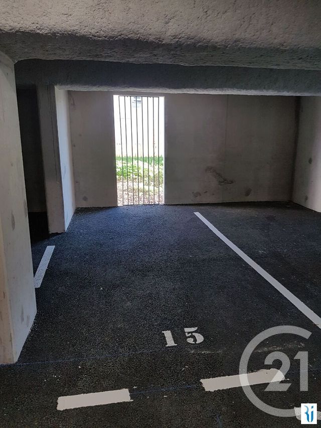 Appartement à louer - 3 pièces - 68.83 m2 - MONT ST AIGNAN - 76 - HAUTE-NORMANDIE - Century 21 Thillard Et Duhamel
