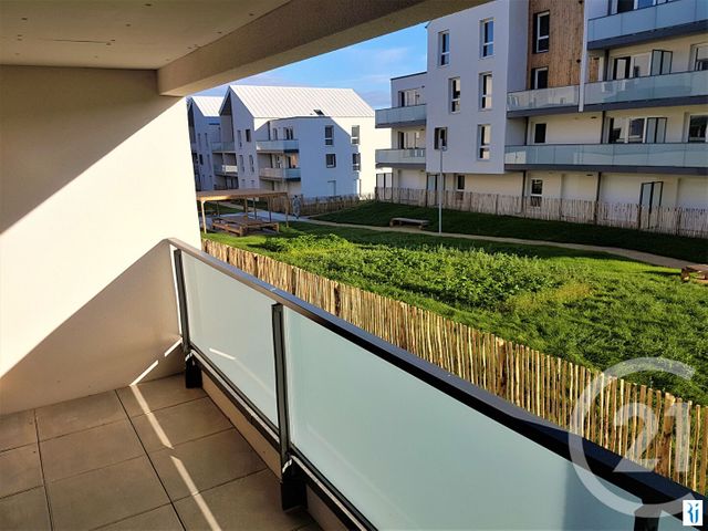 Appartement à louer - 3 pièces - 68.83 m2 - MONT ST AIGNAN - 76 - HAUTE-NORMANDIE - Century 21 Thillard Et Duhamel