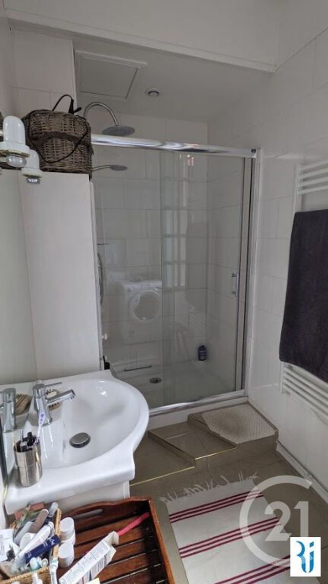 Appartement F3 à louer - 3 pièces - 64.0 m2 - ROUEN - 76 - HAUTE-NORMANDIE - Century 21 Thillard Et Duhamel