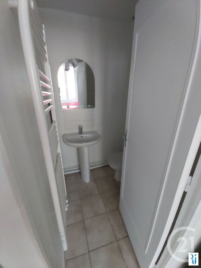 Appartement F1 à louer - 1 pièce - 15.85 m2 - ROUEN - 76 - HAUTE-NORMANDIE - Century 21 Thillard Et Duhamel