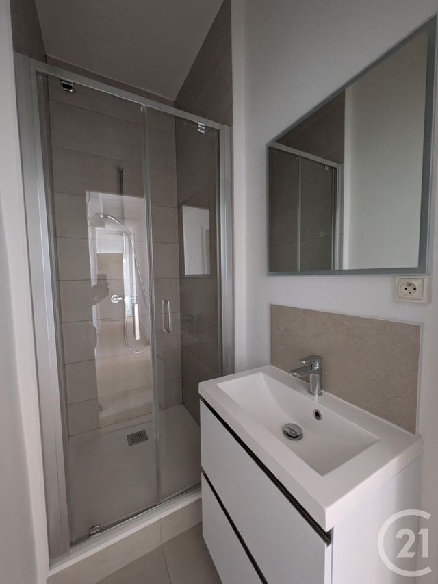 Appartement F3 à louer - 3 pièces - 58.0 m2 - ROUEN - 76 - HAUTE-NORMANDIE - Century 21 Thillard Et Duhamel