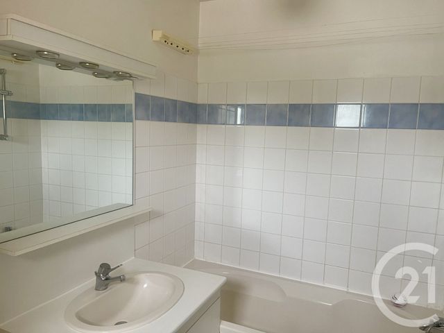 Appartement F2 à vendre - 2 pièces - 47.1 m2 - BOIS GUILLAUME - 76 - HAUTE-NORMANDIE - Century 21 Thillard Et Duhamel