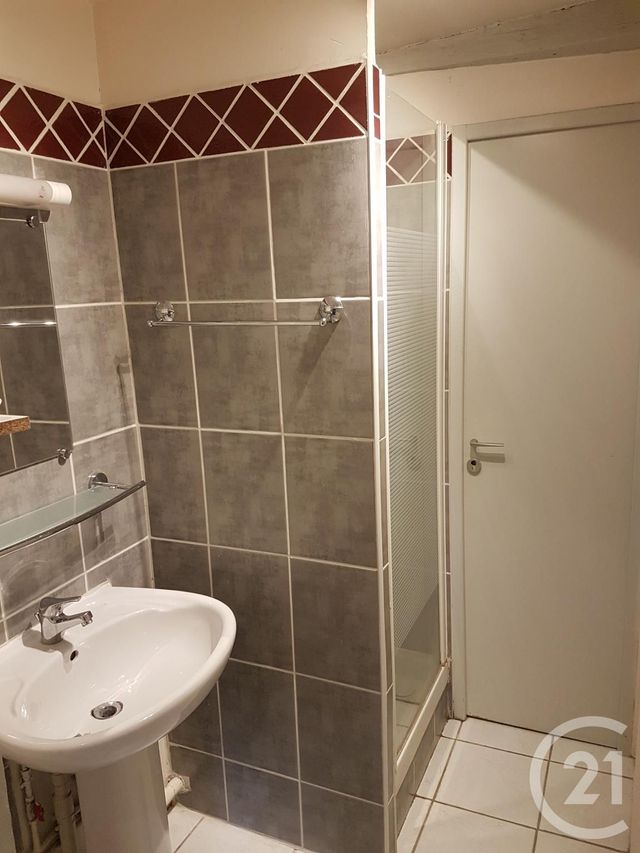 Appartement F2 à louer - 2 pièces - 39.25 m2 - ROUEN - 76 - HAUTE-NORMANDIE - Century 21 Thillard Et Duhamel