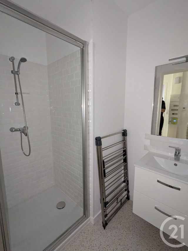 Appartement F1 à louer - 1 pièce - 23.87 m2 - ROUEN - 76 - HAUTE-NORMANDIE - Century 21 Thillard Et Duhamel
