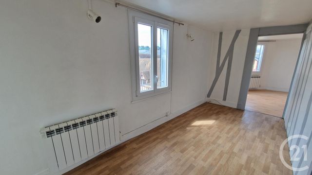 Appartement F3 à louer - 3 pièces - 71.0 m2 - ROUEN - 76 - HAUTE-NORMANDIE - Century 21 Thillard Et Duhamel