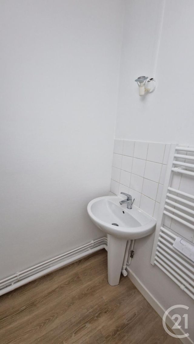 Appartement à louer - 2 pièces - 43.5 m2 - ROUEN - 76 - HAUTE-NORMANDIE - Century 21 Thillard Et Duhamel