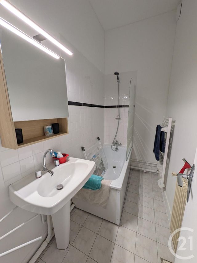 Appartement F2 à louer - 2 pièces - 32.35 m2 - ROUEN - 76 - HAUTE-NORMANDIE - Century 21 Thillard Et Duhamel
