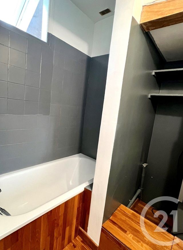 Appartement T3 à vendre - 3 pièces - 51.74 m2 - ROUEN - 76 - HAUTE-NORMANDIE - Century 21 Thillard Et Duhamel
