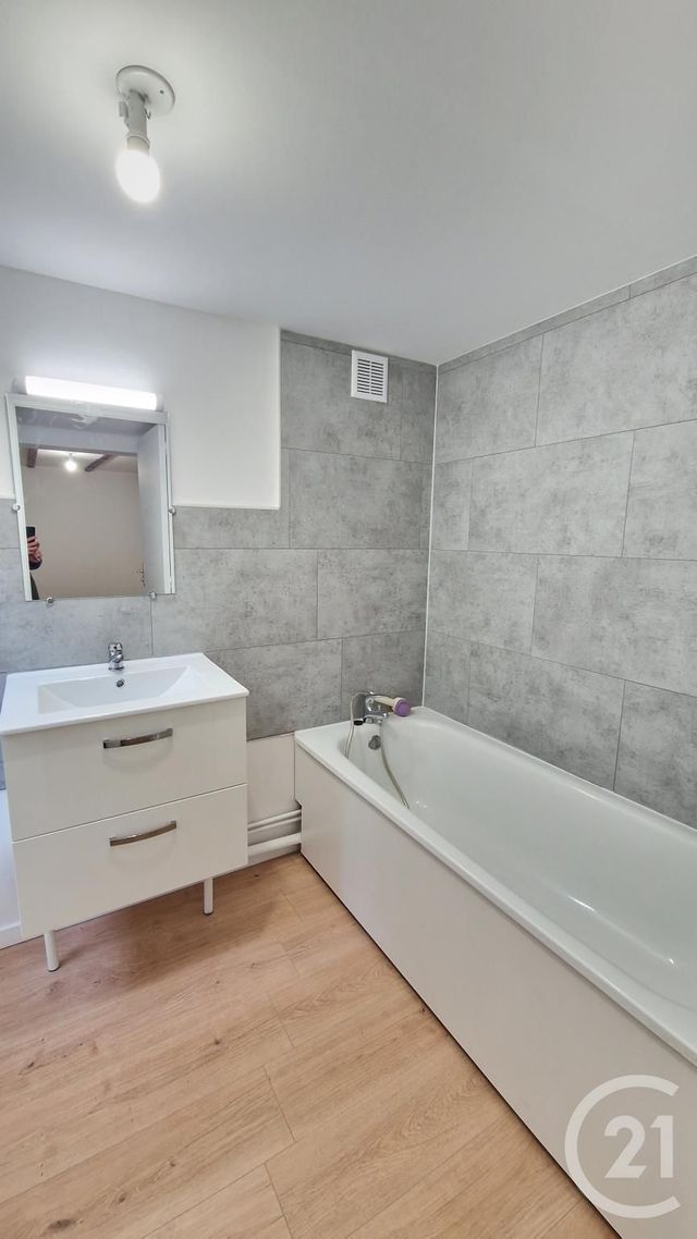 Appartement F2 à louer - 2 pièces - 37.65 m2 - ROUEN - 76 - HAUTE-NORMANDIE - Century 21 Thillard Et Duhamel