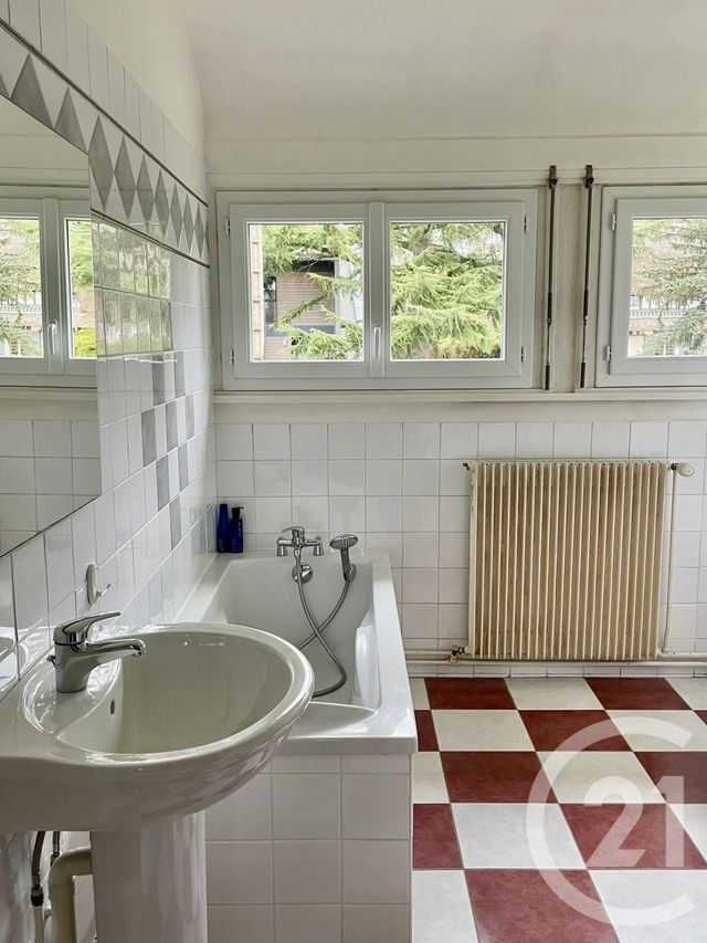 maison à vendre - 8 pièces - 286.0 m2 - BOIS GUILLAUME - 76 - HAUTE-NORMANDIE - Century 21 Thillard Et Duhamel