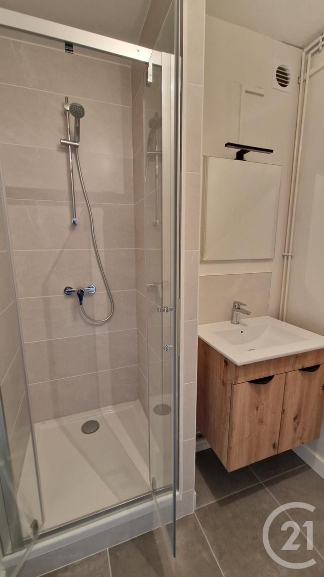 Appartement F3 à louer - 3 pièces - 46.74 m2 - ROUEN - 76 - HAUTE-NORMANDIE - Century 21 Thillard Et Duhamel